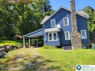 385 Clarks Rd, Cresco, PA 18326