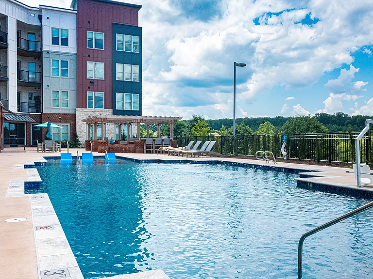 The Vue at Westchester Commons — Photo 43