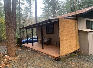 3520B Robertson Bridge Rd, Grants Pass, OR 97526