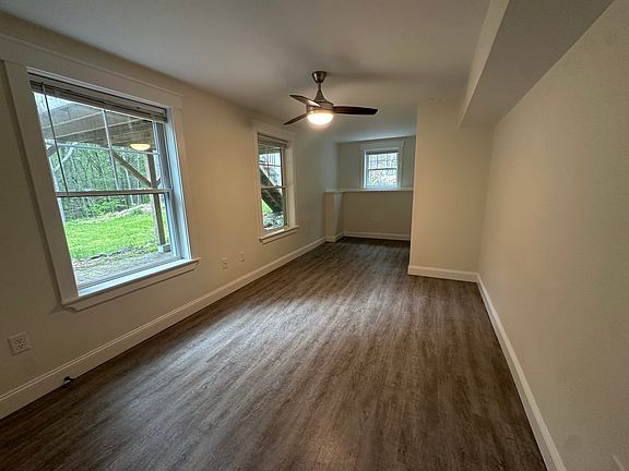 4th image of 3 Hales Rd Unit A