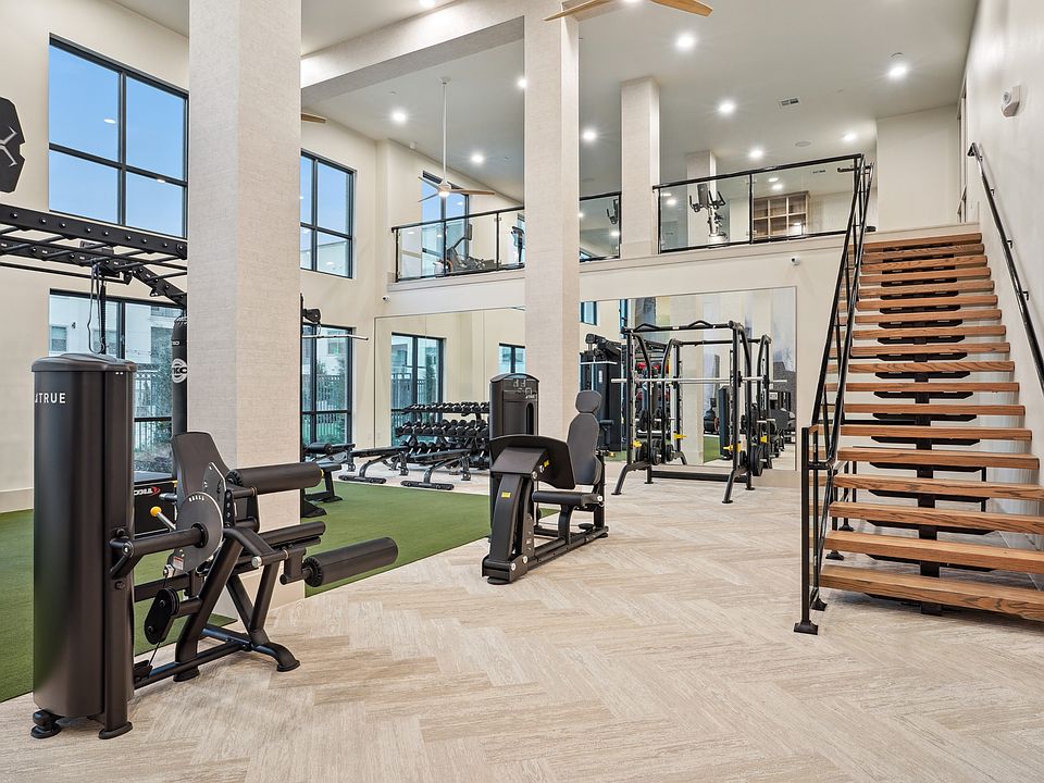 24 Hour Fitness Center with Cardio, Resistance Training, Free Weights and Dedicated Yoga Room