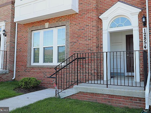 2nd image of 12854 Cloverleaf Center Dr #165