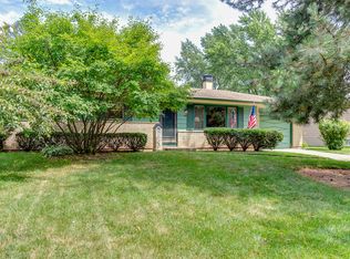 911 Deborah Ave, Elgin, IL 60123