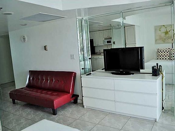 5th image of 5445 Collins Ave APT 1721