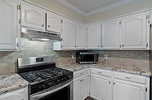 9209 Blue Spruce Dr — Photo 9