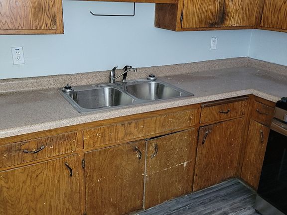 2nd image of 8908-8936 S Nogales Hwy #8916