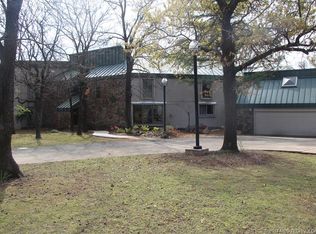 2 Raintree Cir, Poteau, OK 74953