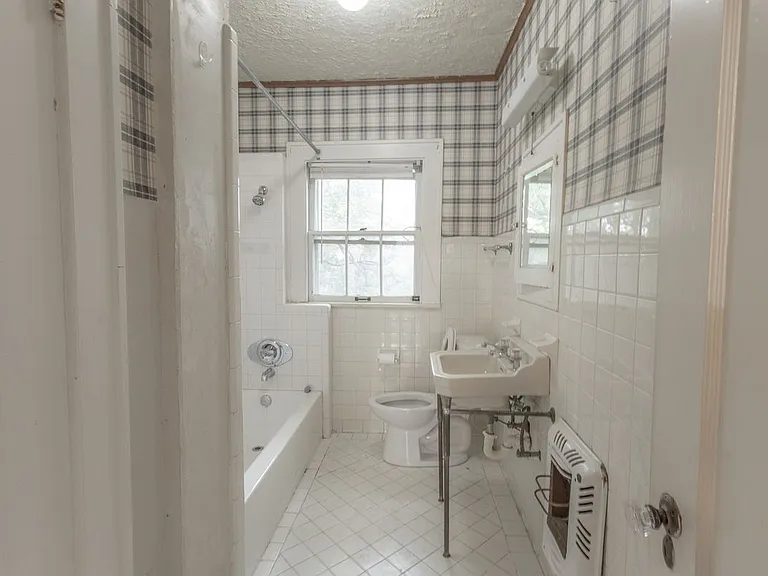 2716 Morrow Ave — Photo 14