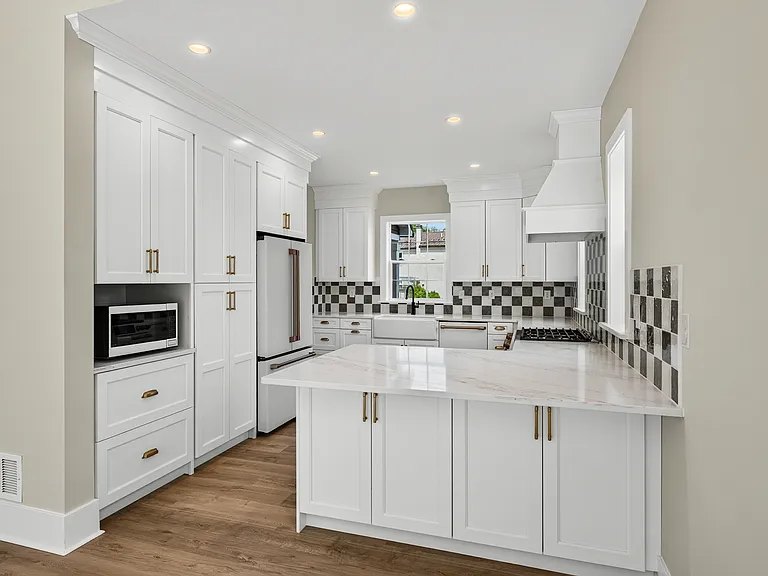 2069 Dutton Mill Rd — Photo 4