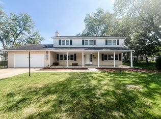 663 62nd Ct, Downers Grove, IL 60516