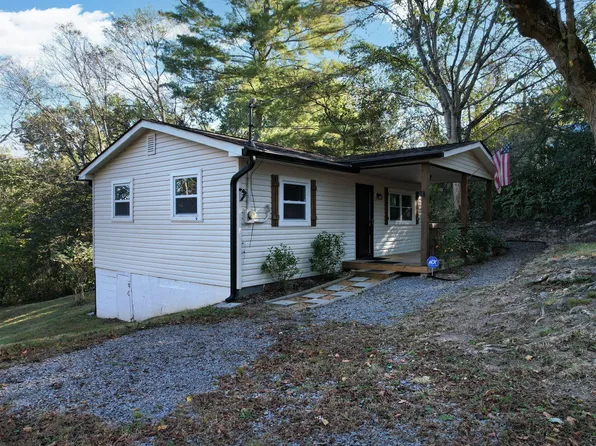 1050 11th St SE, Cleveland, TN 37311