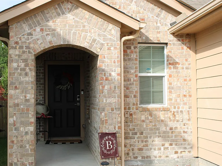 12217 Riprap Dr — Photo 2