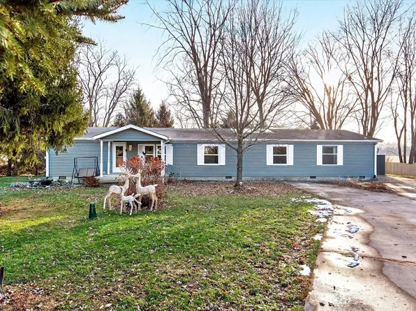 74 Inman Dr, Ingalls, IN 46048