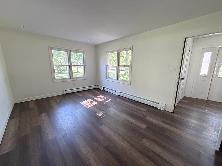 1609 Ash St — Photo 15