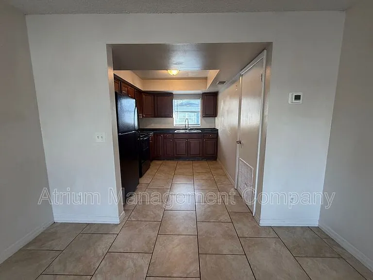 7106 S Kissimmee St #D — Photo 5