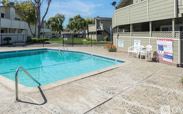 4031 Park Center Ln #B — Photo 14