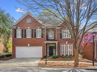 9 Village Walk Dr, Decatur, GA 30030