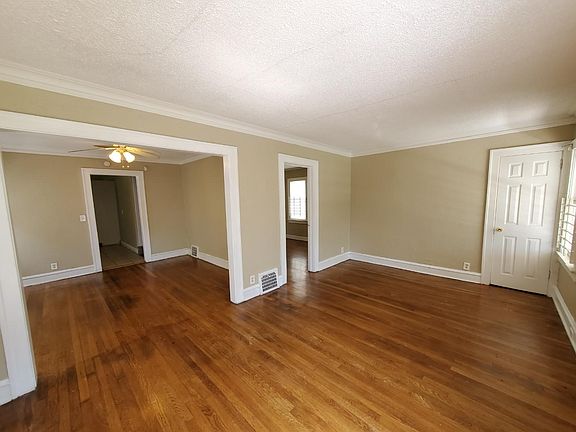 2nd image of 6212 Forest Ave
