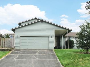 2126 Colonial Way, Oak Harbor, WA 98277