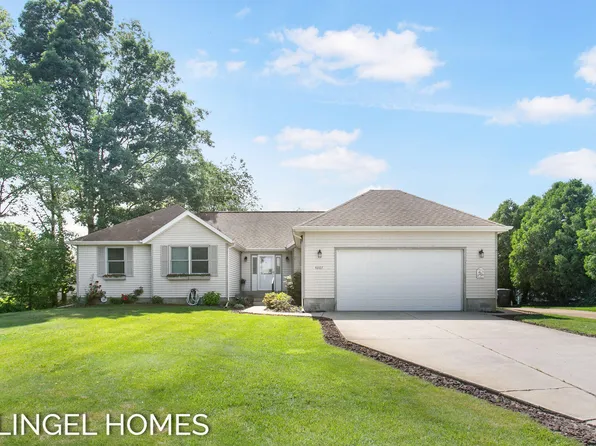 4007 Meadow Ln, Muskegon, MI 49444