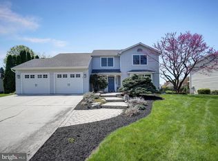 1022 Armstrong Rd, Carlisle, PA 17013