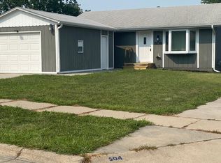508 Oregon Trl, Lincoln, NE 68521