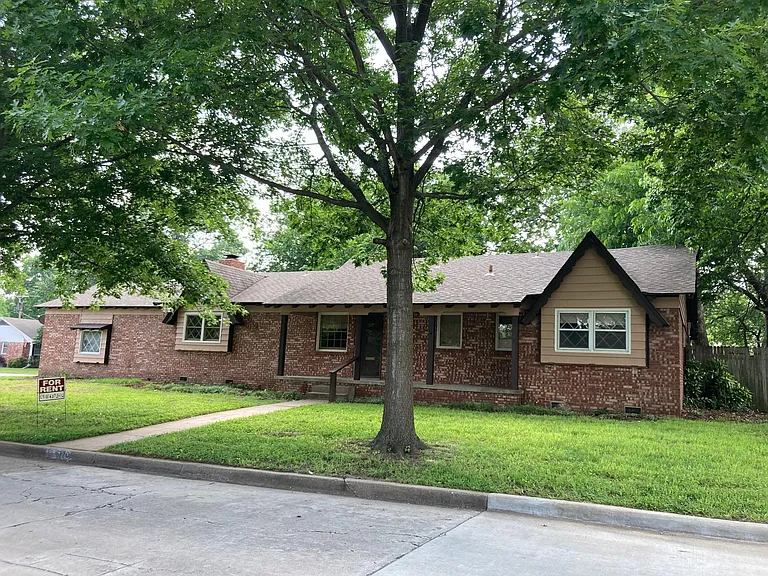 5120 S Richmond Ave — Photo 5