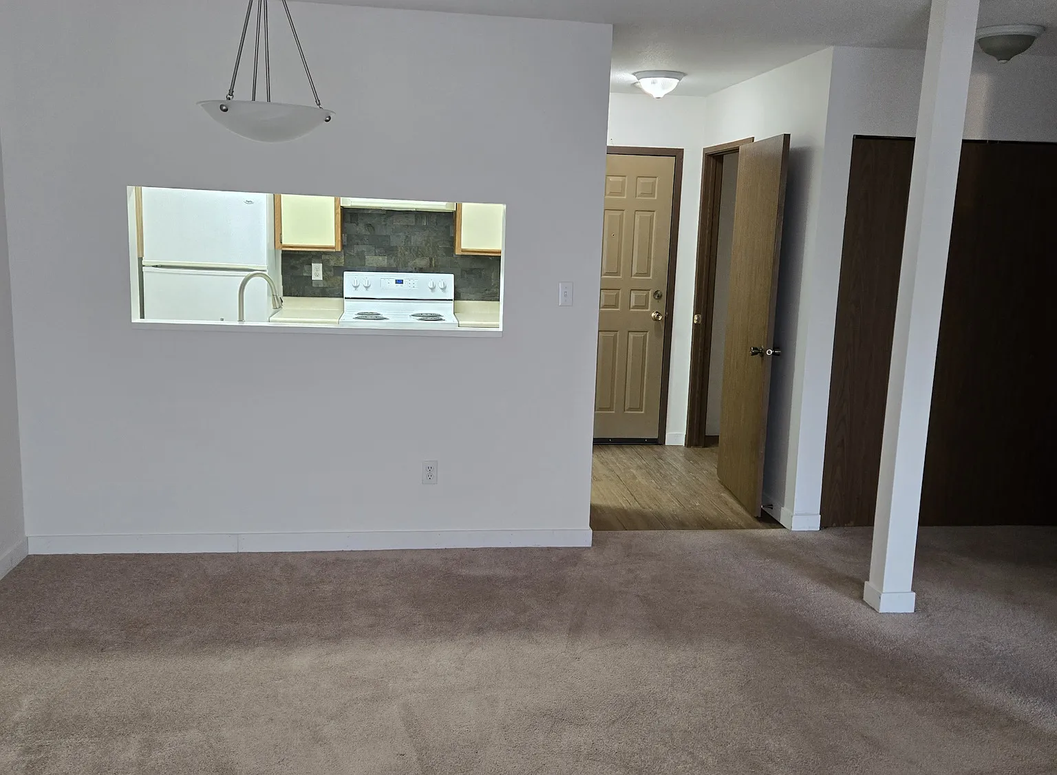 3046 Clearbrook Road — Photo 2