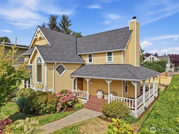 560 N 76th Street, Seattle, WA 98103