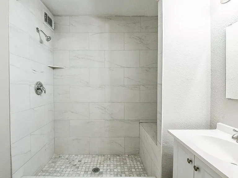 2585 Marilee Ln #3 — Photo 15
