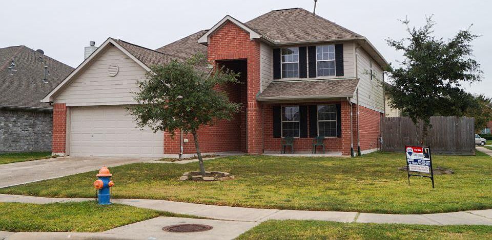 1st image of 4102 Caneshaw Dr