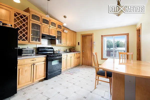 Rented by Citi Habitats | media 1