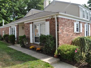 320 Knight Ct, Old Bridge, NJ