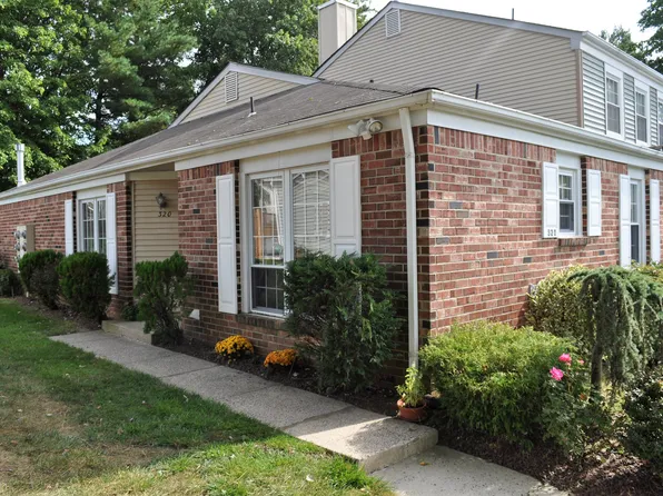 320 Knight Ct, Old Bridge, NJ 08857