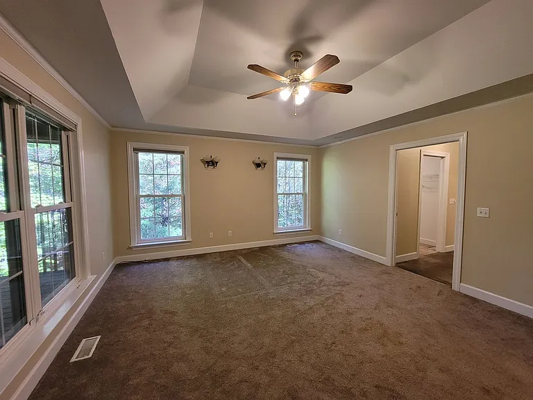 235 Scenic Dr — Photo 6