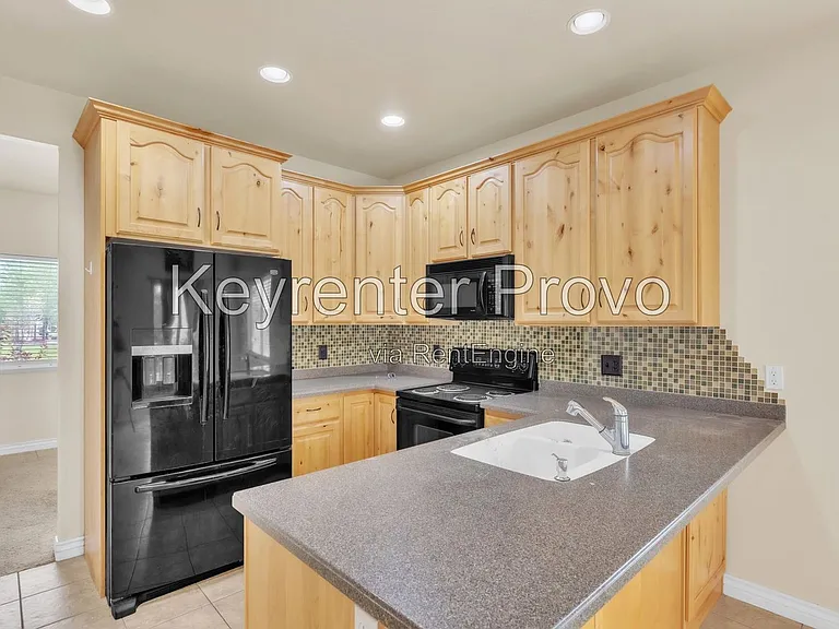 4098 W Hayes Cir — Photo 12