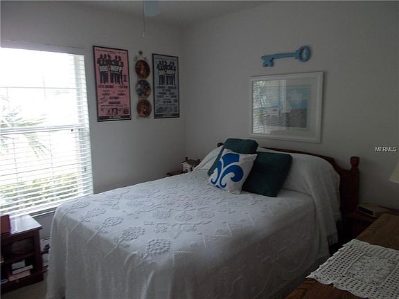 3rd image of 15231 Lafite Ln