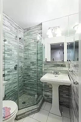 Rented by REAL New York | media 16