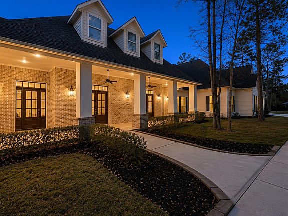 2nd image of 10539 Crestwater Cir