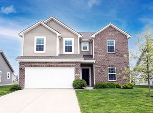 443 N Quartz Ln, Fortville, IN 46040