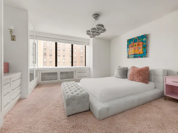 422 East 72nd Street image 12 of 18