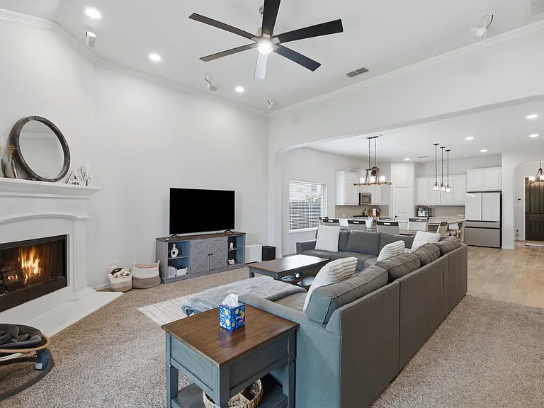9653 Calaveras Rd — Photo 2