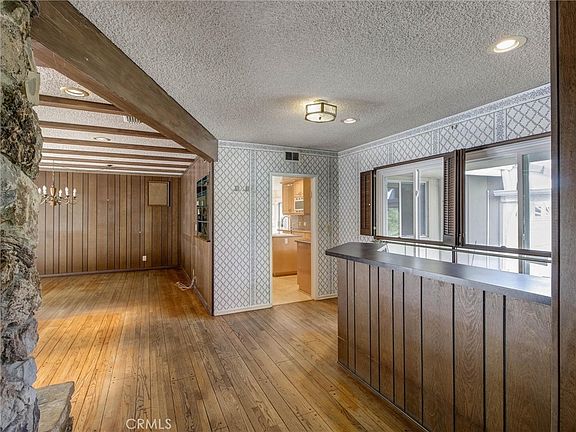 5th image of 4064 Sapphire Dr