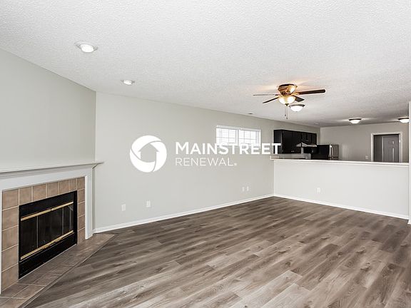 4th image of 4550 Riverbrook Ln
