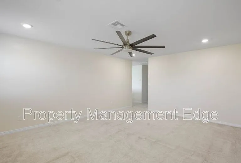 30205 Chamonix Cir — Photo 6