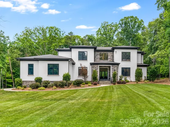 6017 Oxfordshire Rd, Waxhaw, NC 28173