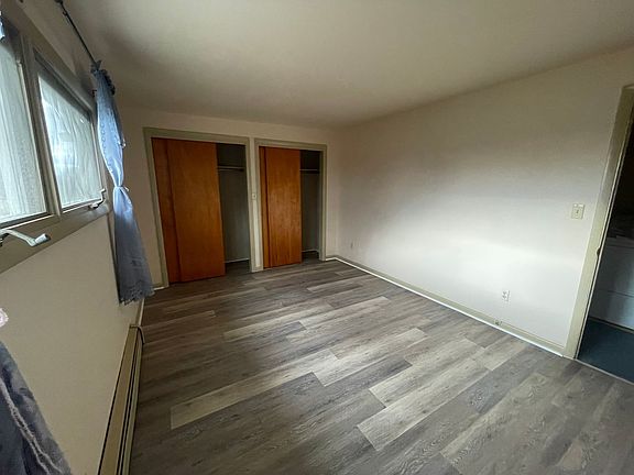 4th image of 105 Hazel St APT 2