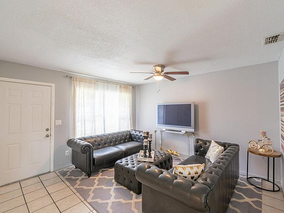5th image of 2165 White Sands Dr