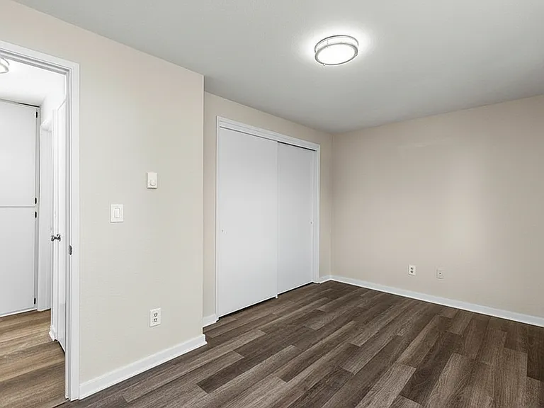 3618 Lombard Ave #202 — Photo 21