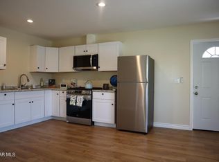 19155 Sylvan St #19153, Reseda, CA 91335